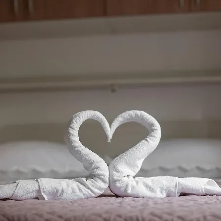 Apartment Marijan - Beachfront Tucepi