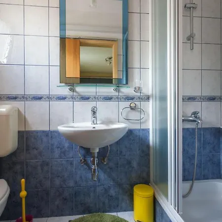 Apartment Marijan - Beachfront *