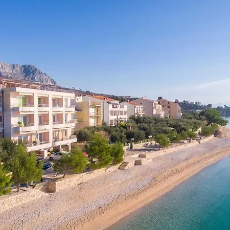 Marijan - Beachfront *