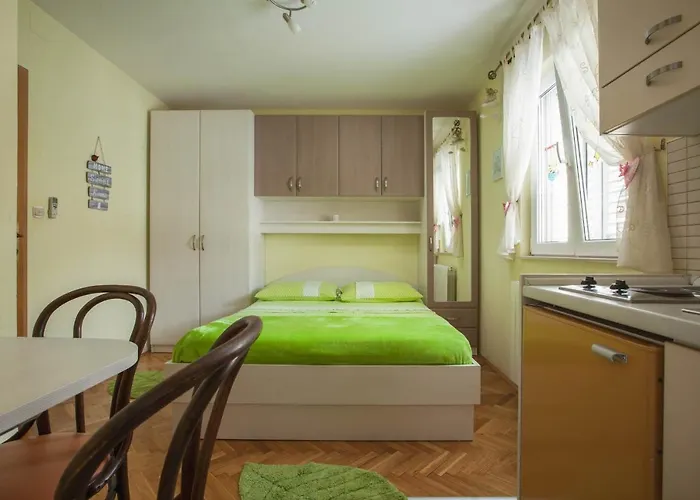 Marijan - Beachfront