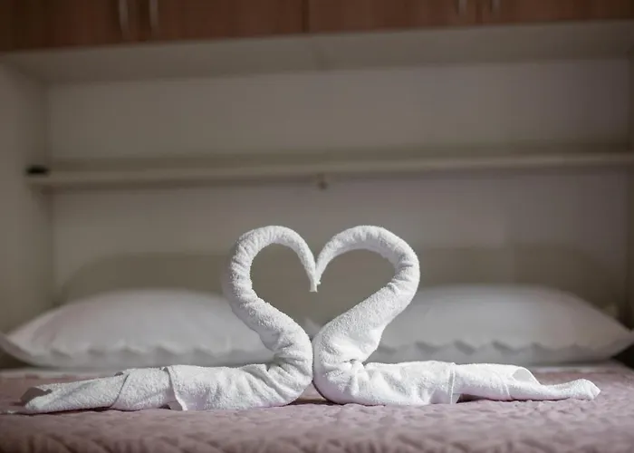 公寓 Marijan - Beachfront 图彻皮